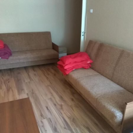 Petera Apartaments Вентспилс Екстериор снимка